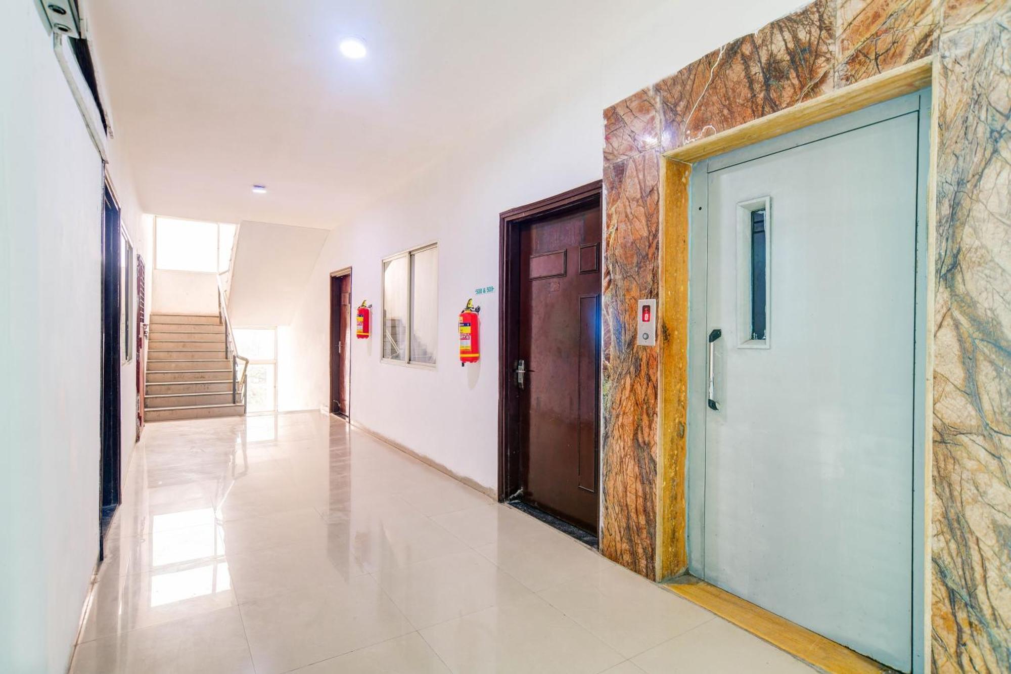 Super Hotel O Indraprasth Indore Exterior foto